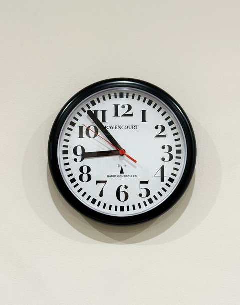 Radio Controlled Wall Clock 21cm/8"- Black