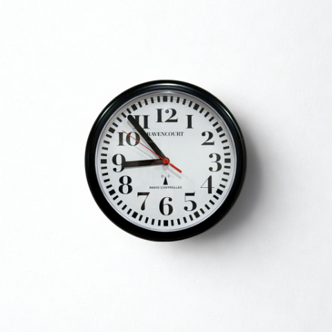 Radio Controlled Wall Clock 21cm/8"- Black